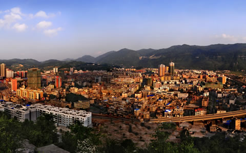 黔南州突出特色優(yōu)勢(shì) 做大做強(qiáng)縣域經(jīng)濟(jì)