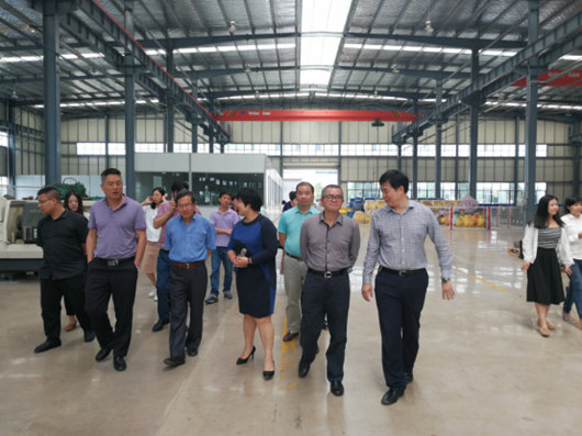 我院課題組赴漣源市開展《婁底資源型城市轉(zhuǎn)型升級，深化供給側(cè)結(jié)構(gòu)性改革》課題調(diào)研